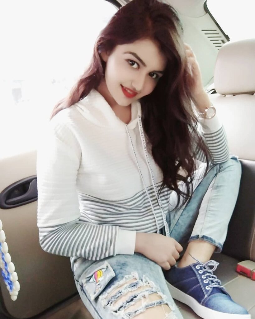 Ladki Ka Photo (girl sitting inside the car) - लड़की का फोटो
