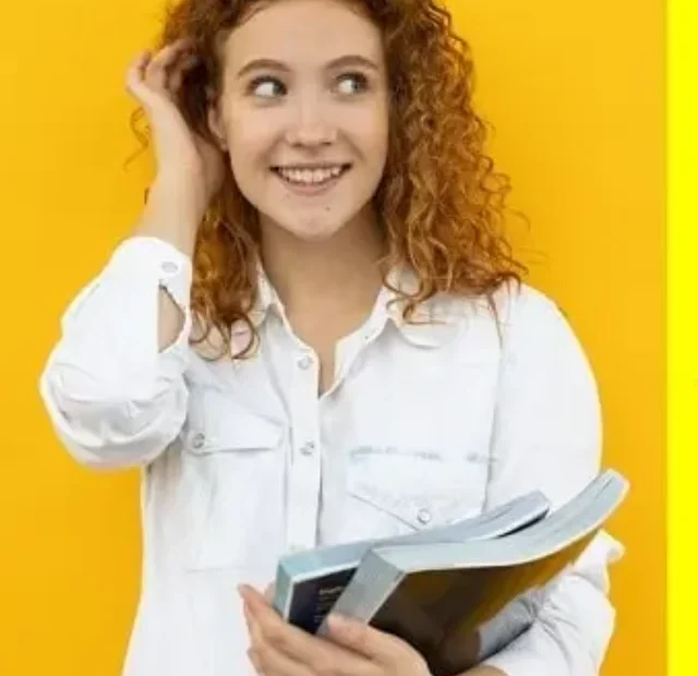 ऑनलाइन vs कैंपस डिग्री: कौनसा कोर्स है बेहतर